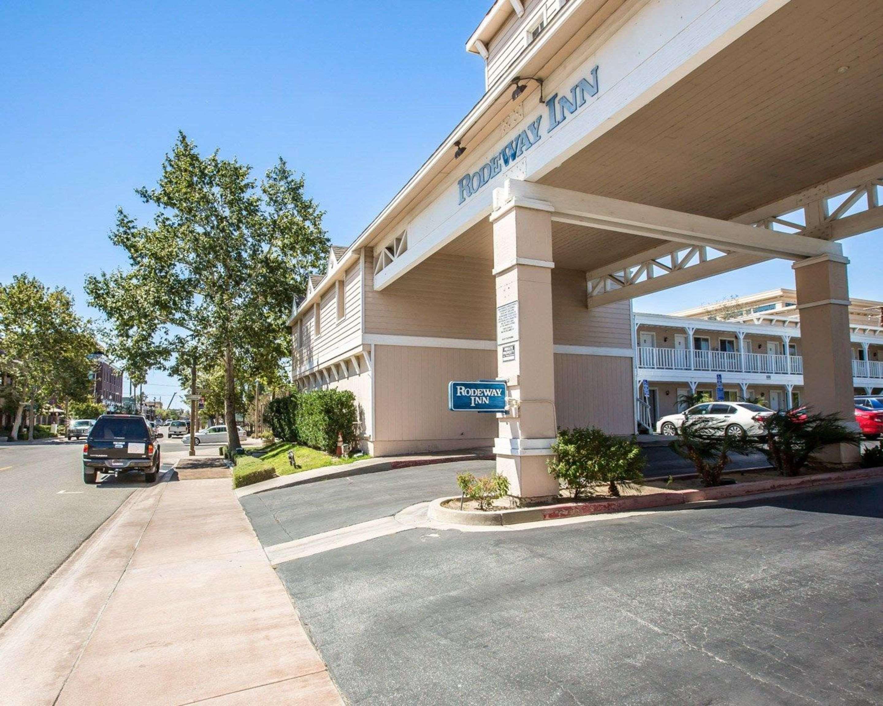 Rodeway Inn Old Town Temecula Extérieur photo